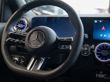 Mercedes GLA II Off-roader Facelifting 2.0 200d 150KM 2025 MERCEDES-BENZ GLA 200 d AMG Line Suv 2.0 (150KM) 2025, zdjęcie 8