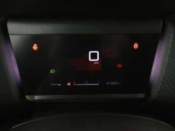 Citroen C4 III SUV 1.2 PureTech 130KM 2021 Citroen C4 Niski przebieg Navi Kamera cofania, zdjęcie 21