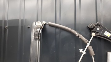 MECHANIZMUS OKNO LEVÝ PŘEDNÍ SKODA SUPERB III 17R