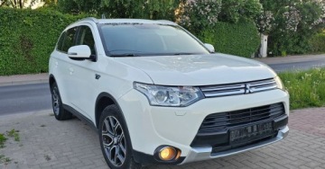 Mitsubishi Outlander III 2016 Mitsubishi Outlander ELEKTYK Benzyna Naped 44 skora kamera cofania, zdjęcie 13