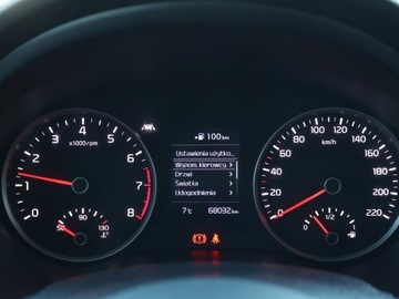 Kia Stonic Crossover 1.0 T-GDI 100KM 2019 Kia Stonic 1.0 T-GDI, Salon Polska, Serwis ASO, zdjęcie 10
