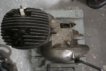 ДВИГАТЕЛЬ МИНСК МОСКВА К-55 DKW 125