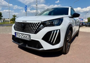 Peugeot 2008 II SUV Facelifting 1.2 PureTech 100KM 2025 Peugeot 2008 1.2T NAVI Klimatronic FULL Led 15.000 km 1.2 Benzyna, zdjęcie 9