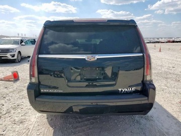 Cadillac Escalade III 2018 Cadillac Escalade Esv 2018 6.2l 6.2 Benzyna 420KM, zdjęcie 2