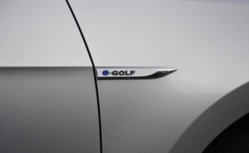 Volkswagen Golf VII e-Golf Facelifting Electro 136KM 2018 Volkswagen Golf 136 KM FULL LED Nawigacja Serwisowany Zarejestrowany 136KM, zdjęcie 36