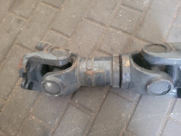 Приводной вал Iveco 504023768