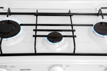 Туристическая газовая плита с 3 конфорками для баллона