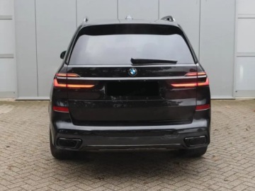 BMW X7 SUV Facelifting 3.0 40i 381KM 2026 BMW X7 xDrive40i Sport Suv 3.0 (381KM) 2026, zdjęcie 3