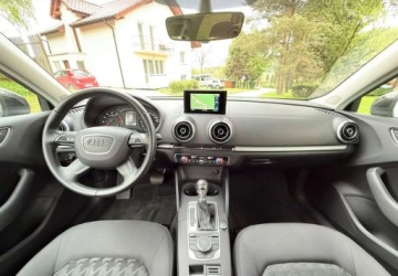 Audi A3 8V Hatchback 3d 1.2 TFSI 110KM 2015 Audi A3 Sportback Audi A3 Sportback 1.2 TFSI Attraction S tronic 1.2 110KM, zdjęcie 18