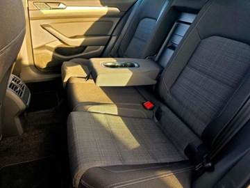 Volkswagen Passat B8 Variant Facelifting 1.5 TSI EVO 150KM 2022 Volkswagen Passat 1.5TSI 150KM FV23 DSG Business Salon Polska Serwisowany, zdjęcie 21