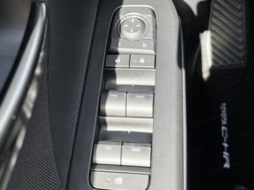 Toyota C-HR II SUV 1.8 Hybrid 140KM 2025 Od ręki - Comfort 1.8 Hybrid 140KM | Tempomat adaptacyjny!, zdjęcie 6