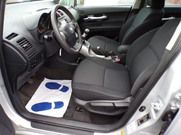 Toyota Auris I Hatchback 5d Facelifting 1.4 D-4D 90KM 2011 Toyota Auris NAVI KLIMATRONIC 1,4 /90KM, zdjęcie 21