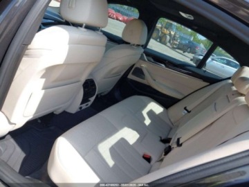 BMW Seria 5 G30-G31 2021 BMW Seria 5 530i xDrive 2021 2.0l 2.0 Benzyna 248KM, zdjęcie 13