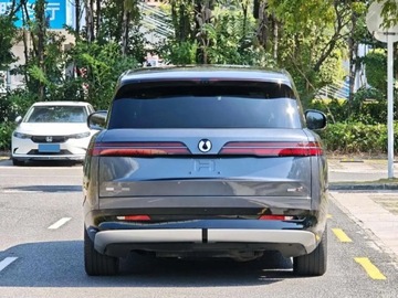  Denza N9 Denza N9 Flagship 2.0 Hybryda 925KM, zdjęcie 3