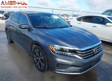 Volkswagen Passat B8 2021 Volkswagen Passat 2021, 2.0T, po gradobiciu 2.0 Benzyna 174KM