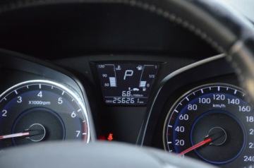 Hyundai ix20 Mikrovan 1.6 CVVT 125KM 2011 PRYWATNY ZAREJESTROWANY 1.6i + GAZ NAVI KAMERA KLIMATRONIK, zdjęcie 24