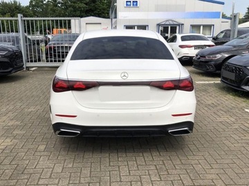 Mercedes Klasa E W214 Sedan 2.0 200 204KM 2025 E Klasa 200 4-Matic AMG 2.0 (204KM) 2025, zdjęcie 2