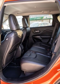 Jeep Cherokee V 2020 Jeep Cherokee Jeep Cherokee V KL 3.2 4X4 Latitude LUX 272KM 3.2 Benzyna, zdjęcie 17