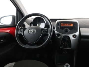 Toyota Aygo II Hatchback 5d 1.0 VVT-i 69KM 2016 Toyota Aygo klima Bluetooth tempomat niski, zdjęcie 15