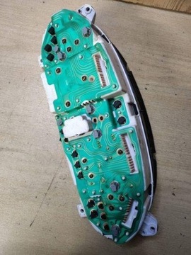 940014A240 PŘÍSTROJOVÁ DESKA 2.4 82 1998 HYUNDAI H-1 / STAREX