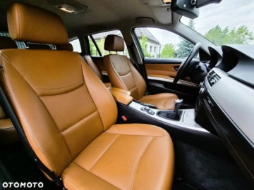 BMW Seria 3 E90-91-92-93 Touring E91 1.6 316i 122KM 2011 BMW Seria 3 BMW Seria 3 1.6 Benzyna 122KM, zdjęcie 11