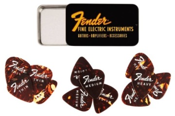 Fender 351 Fine Electric Pick Tin 12 шт.