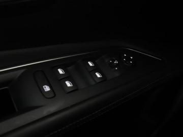 Peugeot 3008 I Crossover Facelifting 1.6 BlueHDi 120KM 2016 Peugeot 3008 Allure navi kamera półskóra hak, zdjęcie 35