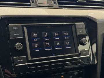 Volkswagen Passat B8 Variant Facelifting 1.5 TSI EVO 150KM 2023 Volkswagen Passat Business ACC CarPlay Android Auto Brake Assist FV23, zdjęcie 25