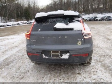 Volvo XC40 2021 Volvo XC 40 T5 R-Design 2021 2.0 Benzyna 248KM, zdjęcie 4