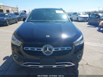 Mercedes GLA II 2021 Mercedes-Benz GLA 2021 r.,2,0L 4MATIC 2.0 Benzyna 221KM, zdjęcie 1