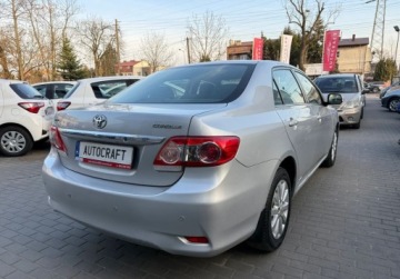 Toyota Corolla X Sedan Facelifting 1.6 Valvematic 132KM 2011 Toyota Corolla salon Polska 1.6 Benzyna 132KM, zdjęcie 20