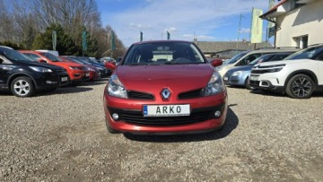 Renault Clio III Hatchback 5d 1.6 i 16V 88KM 2005 Renault Clio Benzyna 1.6, zdjęcie 5
