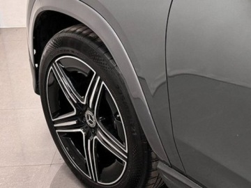 Mercedes GLE V167 SUV Facelifting 3.0 450d 367KM 2025 GLE 450 d 4-Matic AMG Line 3.0 (moc 367 KM) 2025, zdjęcie 16