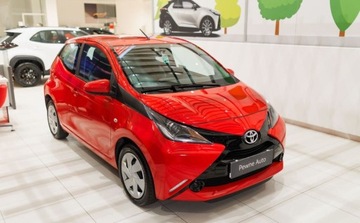 Toyota Aygo II Hatchback 5d 1.0 VVT-i 69KM 2017 Toyota Aygo 1.0 VVT-i X-play Benzyna 69KM, zdjęcie 3