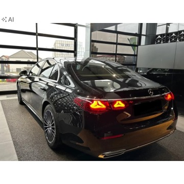 Mercedes Klasa E W214 Sedan 2.0 220d 197KM 2026 220 d 4M Pakiet wyposażenia EXCLUSIVE Premium + Dach panoramiczny, zdjęcie 4