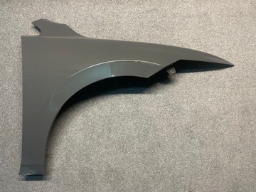 VW GOLF VIII 8 BŁOTNIK PRZEDNI PRAWY ORYG. ŁADNY LC7Q W KOLOR