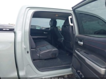 Toyota Tundra II 2021 Toyota Tundra 2021r., 4x4, 5.7L 5.7 Benzyna 381KM, zdjęcie 9