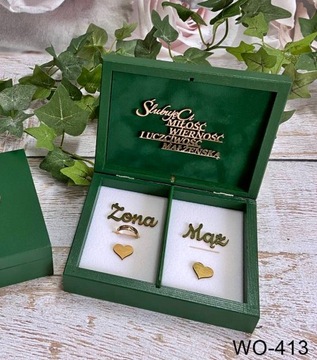 Коробка для конвертов, обручальных колец, вешалок, бутылочно-зеленого цвета, золотых сердечек.