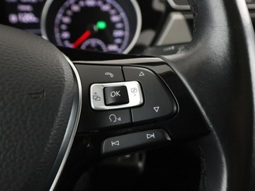 Volkswagen Touran III 1.4 TSI 150KM 2017 Volkswagen Touran DSG klima auto navi panorama, zdjęcie 30