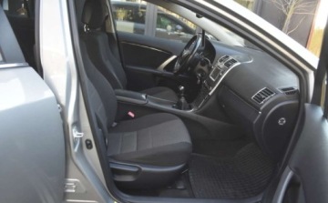 Toyota Avensis III Wagon Facelifting 2.2 D-4D 150KM 2013 Toyota Avensis Toyota Avensis 2.2 D-4D Premium 2.2 Diesel 150KM, zdjęcie 6