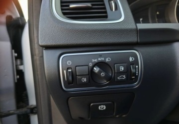 Volvo V60 I Kombi Facelifting 2.0 D2 DRIVE-E 120KM 2018 Volvo V60 Volvo V60 D2 Drive-E Momentum 2.0 Diesel 120KM, zdjęcie 16