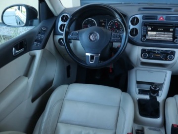 Volkswagen Tiguan I SUV 2.0 TDI CR DPF 140KM 2011 VW Tiguan 2.0 TDI, 4X4, Skóra, Klima, zdjęcie 6