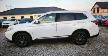 Mitsubishi Outlander III SUV Facelifting 2017 2.0 150KM 2017 Mitsubishi Outlander Mitsubishi Outlander 2.0 Benzyna 150KM, zdjęcie 11