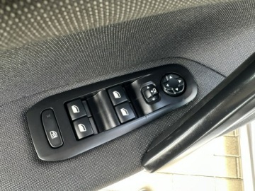 Peugeot 308 II SW Facelifting 1.2 PureTech 130KM 2018 Peugeot 308 Navi, Climatronic, Tempomat, Gwarancja, zdjęcie 28
