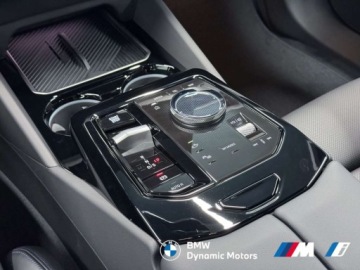 BMW Seria 5 G90-91 Touring 2.0 520d 197KM 2025 BMW Seria 5 20d xDrive Sedan 197 KM mHEV - DEMO 2025 - M Pro - Wentylacja, zdjęcie 24