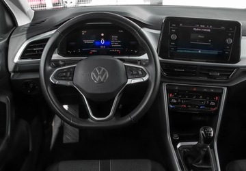 Volkswagen T-Roc I 2024 Volkswagen T-Roc 1.0 TSI 116KM Life Kamera Cofania Reflektory LED Benzyna, zdjęcie 16