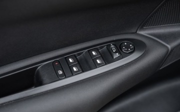 Citroen C4 II Hatchback 5d 1.6 HDi 92KM 2013 Citroen C4 1.6eHDI 92KM Climatron 2xOpony po Serwisie Gwarancjia 1.6, zdjęcie 15