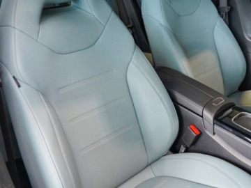 Mercedes Klasa A W177/V177 Hatchback Facelifting 2.0 220 190KM 2025 A Klasa 220 4-Matic AMG Line 2.0 (moc 190 KM) 2025, zdjęcie 4