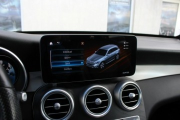 Mercedes GLC C253 2020 Mercedes GLC 300 AMG Panorama 258KM Kamera-360°, zdjęcie 32