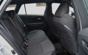 Toyota Corolla XII TS Kombi 1.2 Turbo D-4T 116KM 2019 Toyota Corolla GWARANCJA, 2019r, Niski przebieg, Dobre wyposazenie, Ladnie, zdjęcie 7